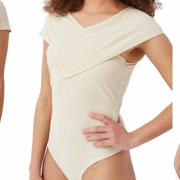 NWOT 4th & Reckless Wyatt Off Shoulder Bodysuit Size Medium - Picture 1 of 5